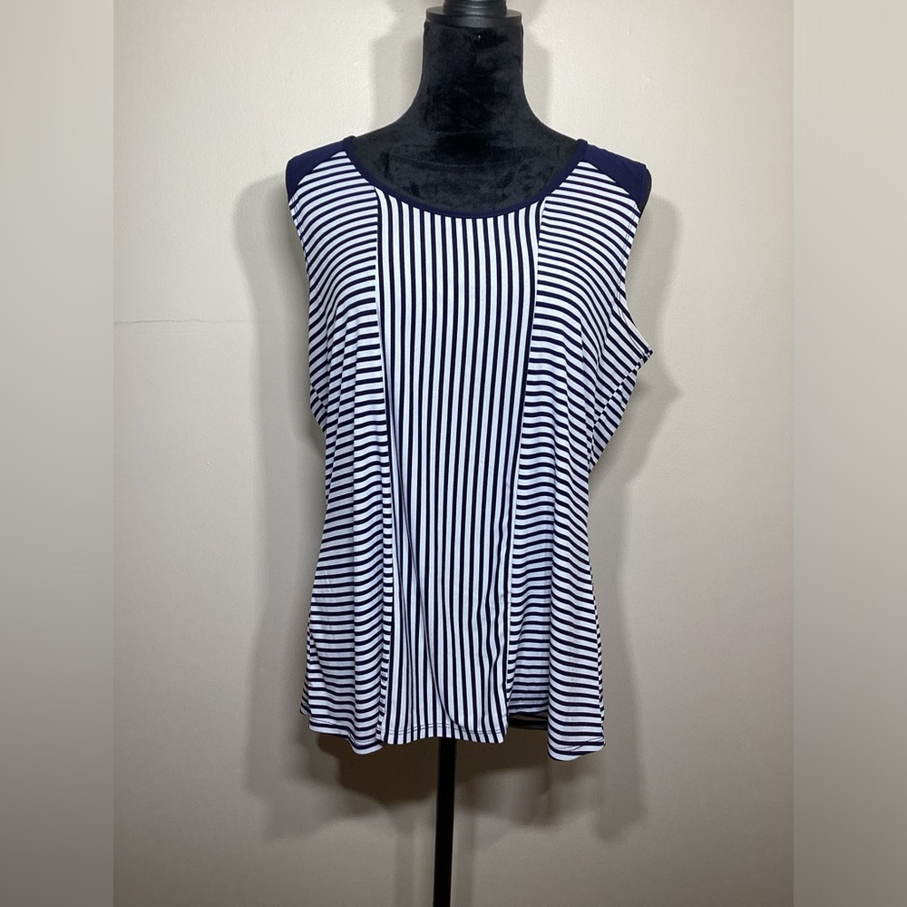 Diana Belle Navy and White Striped Sleeveless Top Size XL